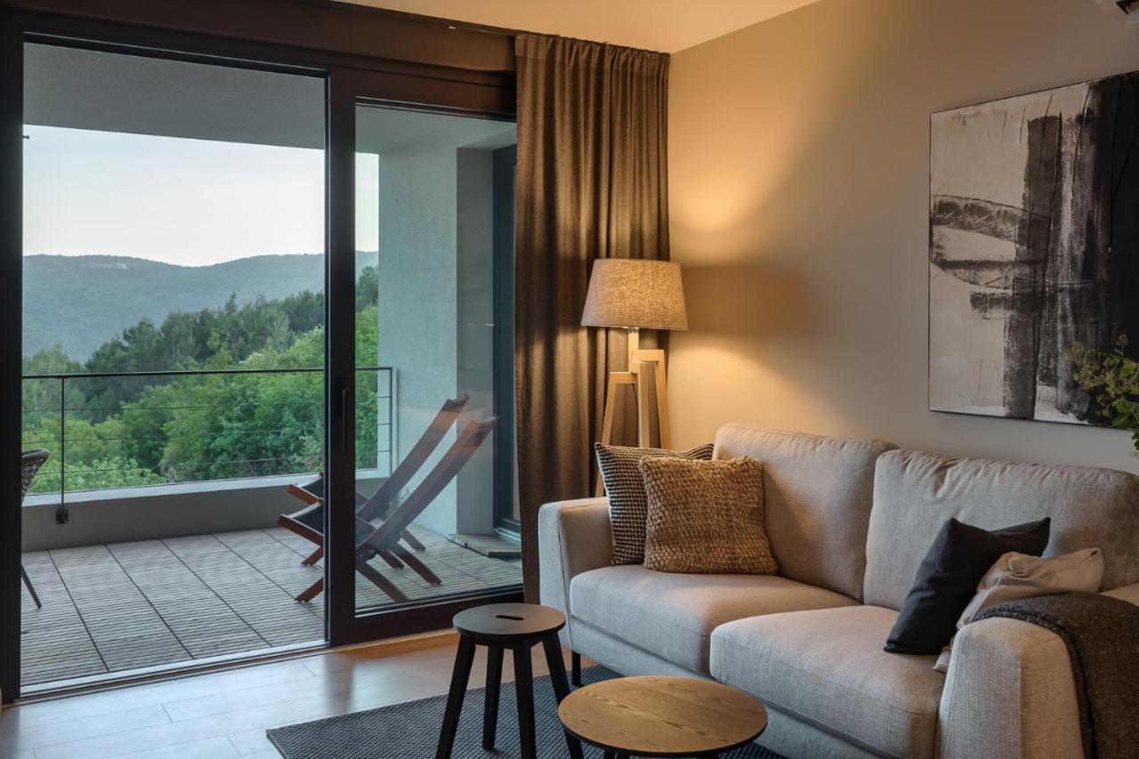 Oltremare Apartments With Pool Рабац Екстериор снимка